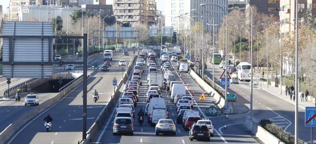 TrÃ¡fico, Madrid, cortes de trÃ¡fico por contaminaciÃ³n, coche, coches, vehÃ­culo