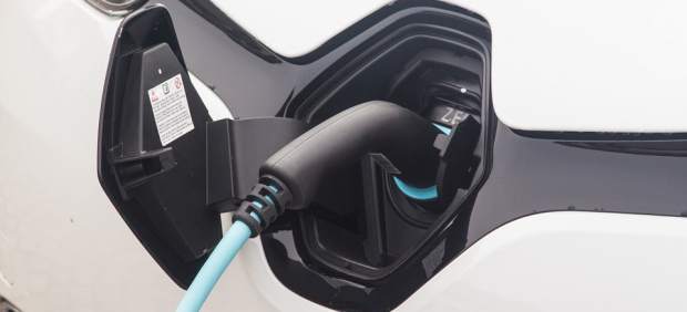 Coches híbridos, eléctricos, de gas y de hidrógeno: las siete ventajas de los vehículos ecológicos 