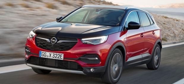 Astra, Corsa y Grandland X híbrido enchufable: los nuevos lanzamientos mundiales de Opel
