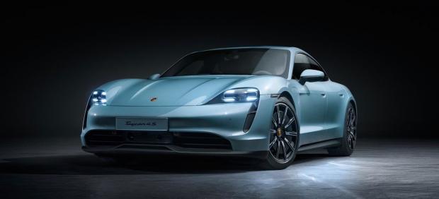 A la venta el coche eléctrico de Porsche con más de 460 kilómetros de autonomía.