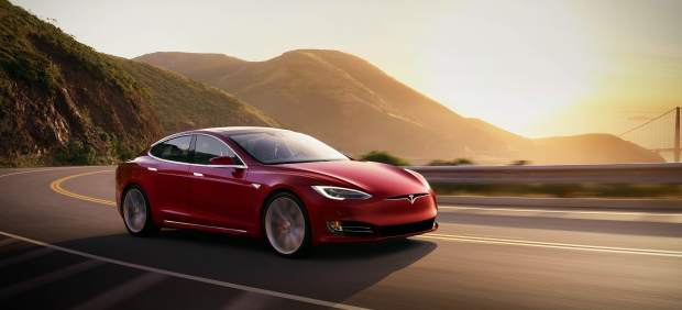 Más autonomía y cargas más rápidas: las últimas novedades de los eléctricos de Tesla
