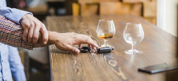 Tráfico detecta en una semana más de 470 conductores cada día bajo los efectos de alcohol o drogas.