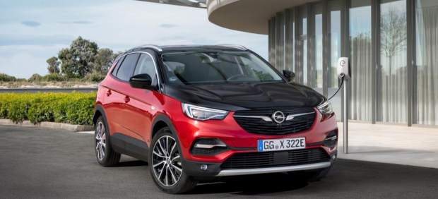 Opel Grandland X híbrido: 300 caballos y tracción total