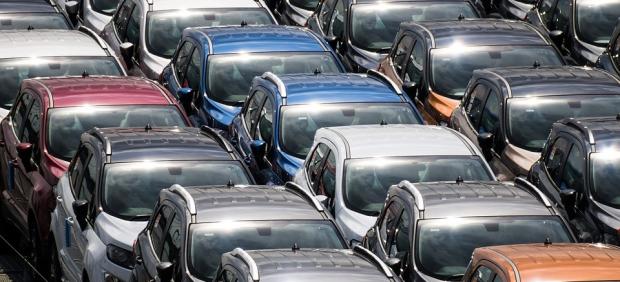 El sector del automóvil genera una recaudación pública de casi 30.000 millones 